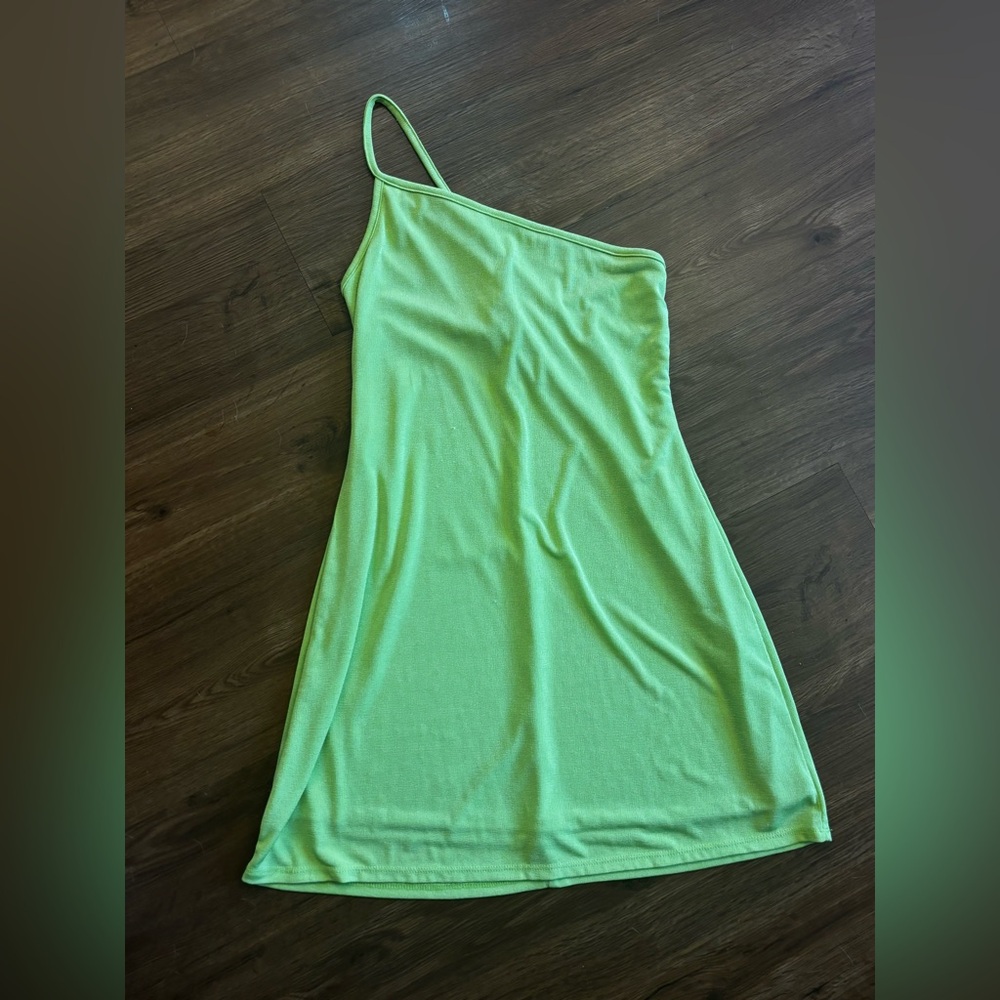 Forever 21, one shoulder mini dress
Super stretchy and cute!